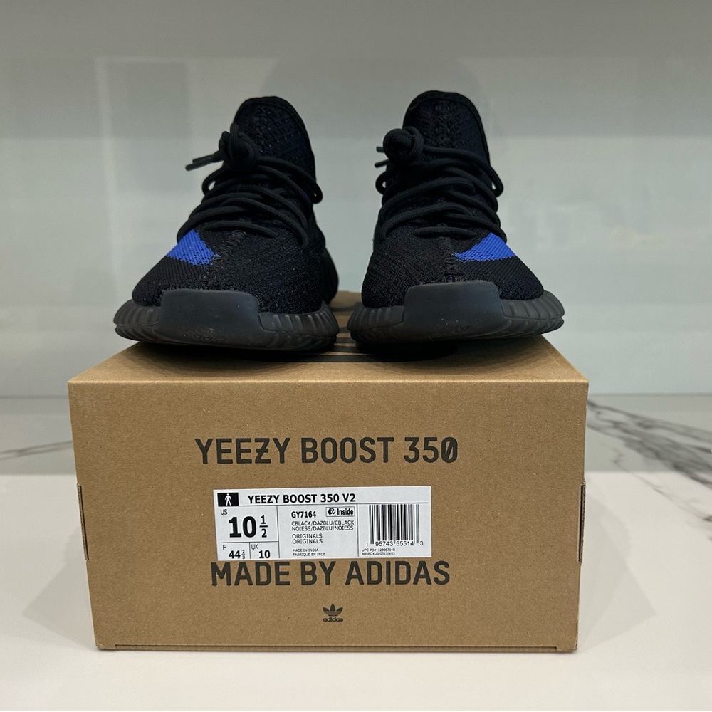 Yeezy dazzling blue, men’s 10.5